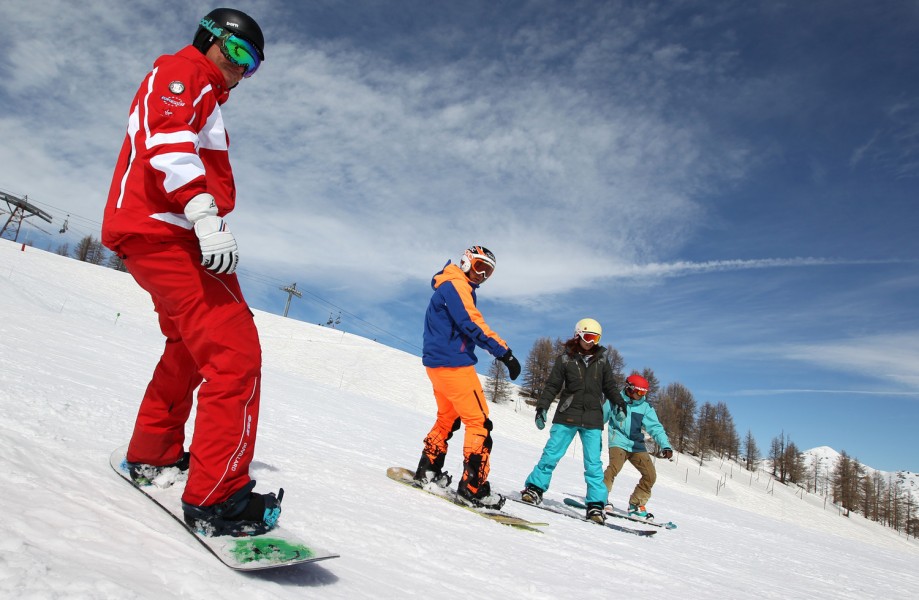 Comment trouver un moniteur de snowboard